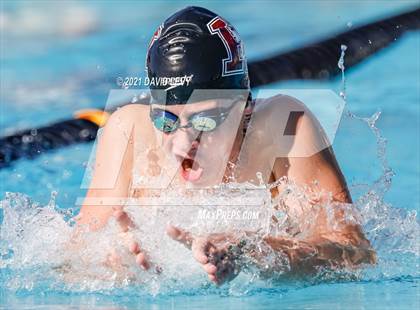 Thumbnail 2 in Husky Invitational photogallery.
