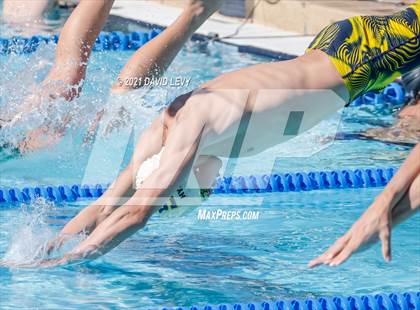 Thumbnail 2 in Husky Invitational photogallery.