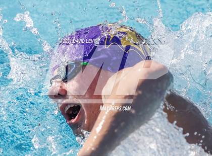 Thumbnail 2 in Husky Invitational photogallery.