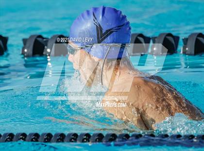 Thumbnail 3 in Husky Invitational photogallery.