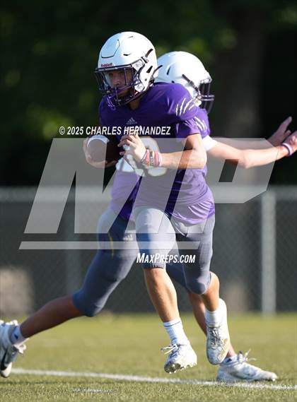 Thumbnail 2 in FR: Caney Creek @ Montgomery (B Teams) photogallery.