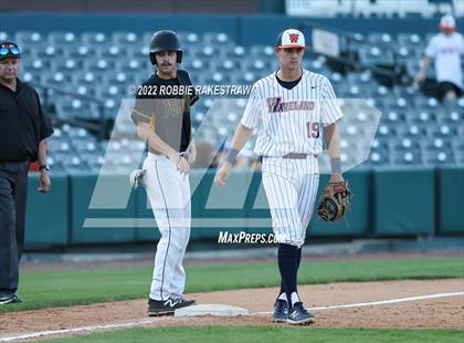 Thumbnail 2 in Forney vs. Wakeland (UIL 5A Regional Final)  photogallery.