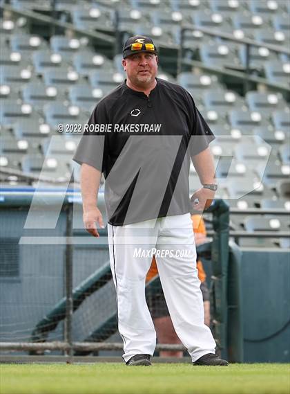 Thumbnail 3 in Forney vs. Wakeland (UIL 5A Regional Final)  photogallery.