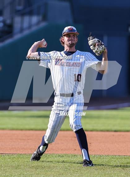 Thumbnail 3 in Forney vs. Wakeland (UIL 5A Regional Final)  photogallery.