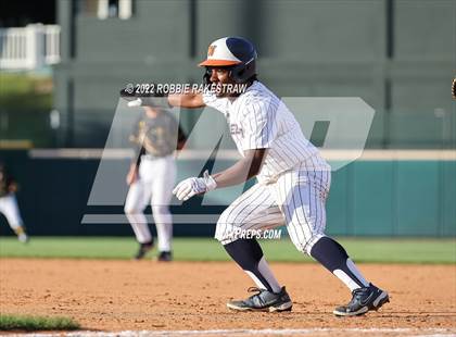 Thumbnail 2 in Forney vs. Wakeland (UIL 5A Regional Final)  photogallery.