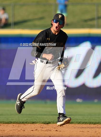 Thumbnail 2 in Forney vs. Wakeland (UIL 5A Regional Final)  photogallery.