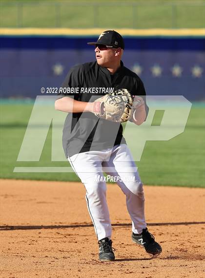 Thumbnail 2 in Forney vs. Wakeland (UIL 5A Regional Final)  photogallery.