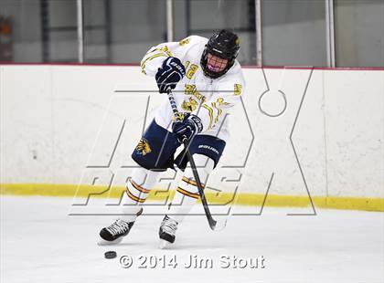 Thumbnail 1 in Trinity-Pawling @ Gunnery photogallery.