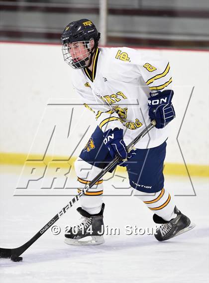 Thumbnail 3 in Trinity-Pawling @ Gunnery photogallery.