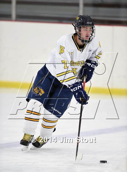 Thumbnail 1 in Trinity-Pawling @ Gunnery photogallery.