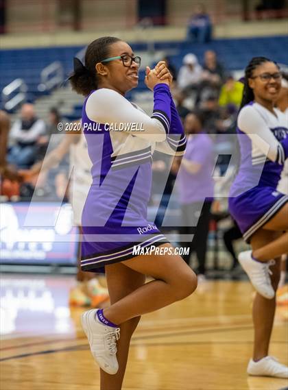 Thumbnail 2 in Garfield vs. Rainier Beach (WIAA 3A District Playoff) photogallery.