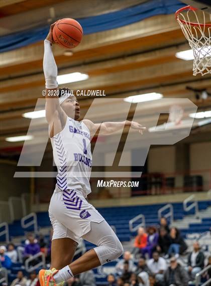 Thumbnail 1 in Garfield vs. Rainier Beach (WIAA 3A District Playoff) photogallery.