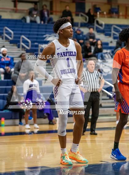 Thumbnail 1 in Garfield vs. Rainier Beach (WIAA 3A District Playoff) photogallery.