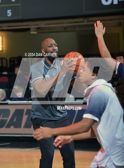 Thumbnail 1 in Archbishop Stepinac vs. Eagle Academy II (Public vs Catholic Hoops Showdown) photogallery.