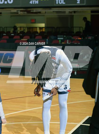 Thumbnail 1 in Archbishop Stepinac vs. Eagle Academy II (Public vs Catholic Hoops Showdown) photogallery.