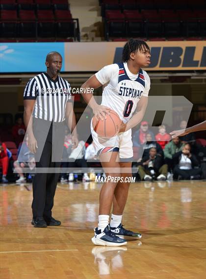 Thumbnail 3 in Archbishop Stepinac vs. Eagle Academy II (Public vs Catholic Hoops Showdown) photogallery.