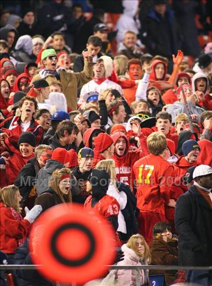 Thumbnail 2 in Bergen Catholic vs. Don Bosco (NJSIAA Non-Public Group IV Final) photogallery.