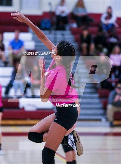 Thumbnail 3 in JV: Monroe-Woodbury @ Kingston photogallery.