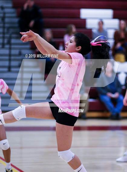 Thumbnail 3 in JV: Monroe-Woodbury @ Kingston photogallery.