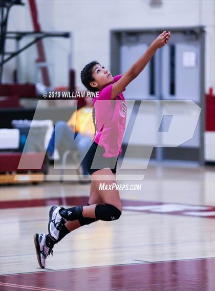 Thumbnail 3 in JV: Monroe-Woodbury @ Kingston photogallery.