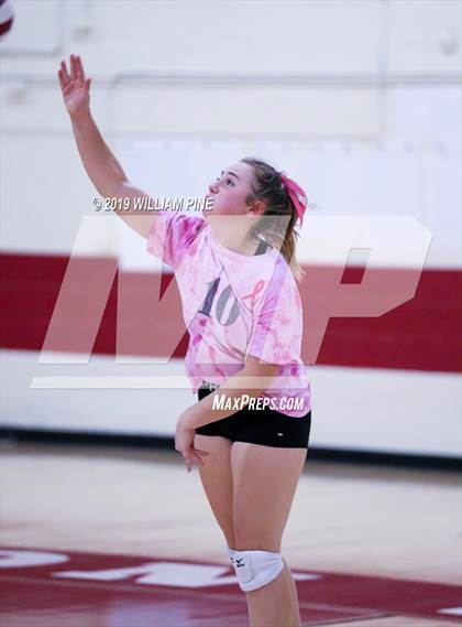 Thumbnail 1 in JV: Monroe-Woodbury @ Kingston photogallery.