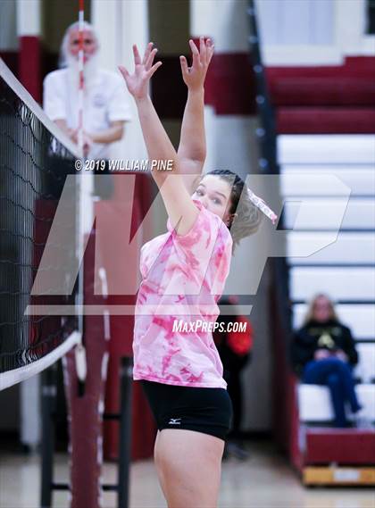 Thumbnail 2 in JV: Monroe-Woodbury @ Kingston photogallery.