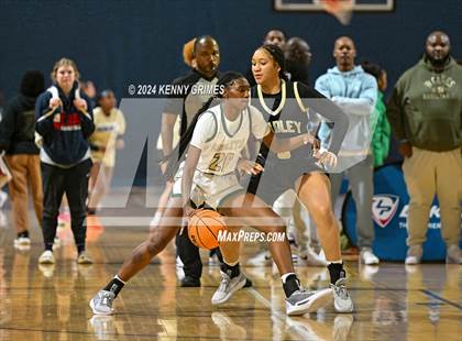 Thumbnail 2 in Bradley Central vs. Wesleyan (She Got Game Classic) photogallery.
