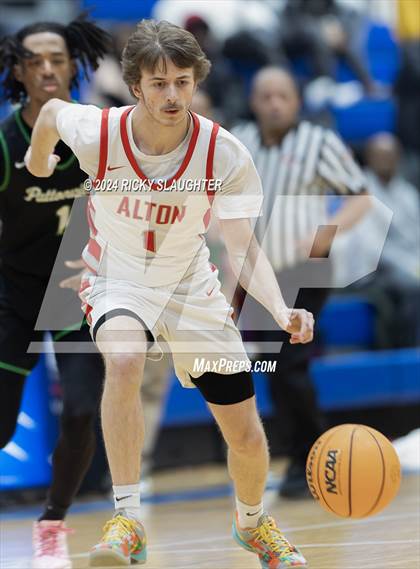 Thumbnail 1 in Pattonville vs Alton (Illinois Classic) photogallery.