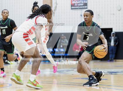Thumbnail 2 in Pattonville vs Alton (Illinois Classic) photogallery.