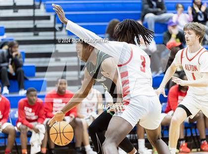 Thumbnail 1 in Pattonville vs Alton (Illinois Classic) photogallery.
