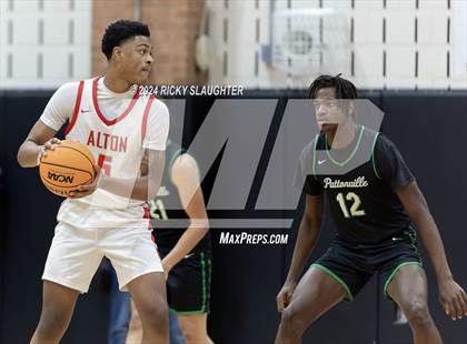 Thumbnail 2 in Pattonville vs Alton (Illinois Classic) photogallery.