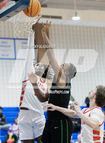 Thumbnail 2 in Pattonville vs Alton (Illinois Classic) photogallery.