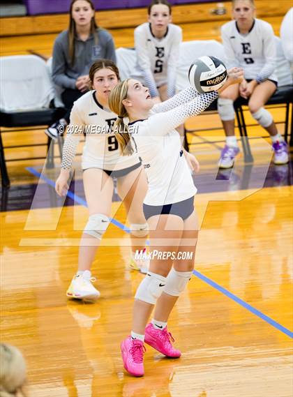 Thumbnail 3 in Edgewood @ Bellbrook photogallery.