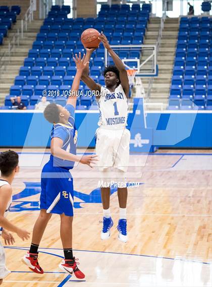 Thumbnail 3 in Clemens vs. John Jay photogallery.