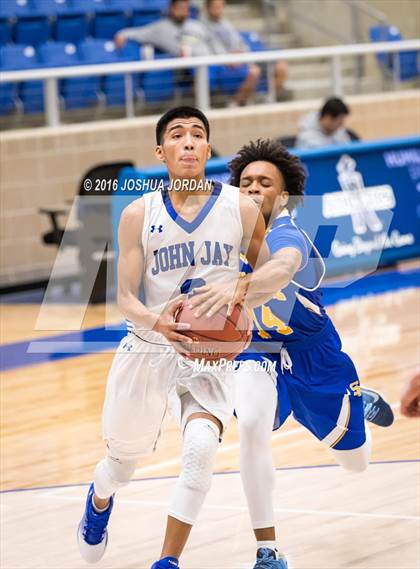 Thumbnail 2 in Clemens vs. John Jay photogallery.