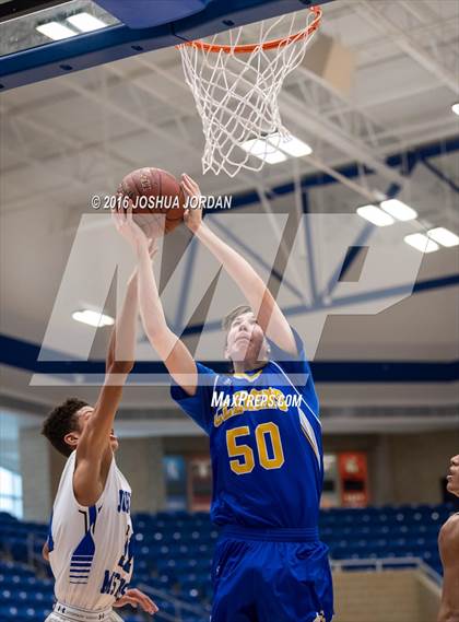 Thumbnail 1 in Clemens vs. John Jay photogallery.