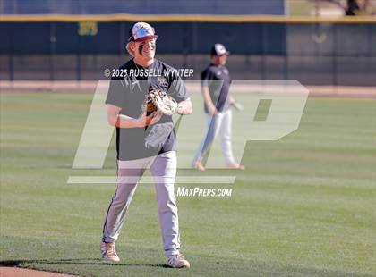 Thumbnail 1 in Desert Mountain vs. Pinnacle photogallery.