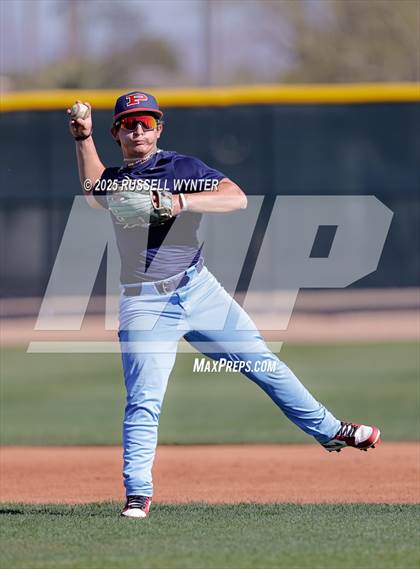 Thumbnail 3 in Desert Mountain vs. Pinnacle photogallery.