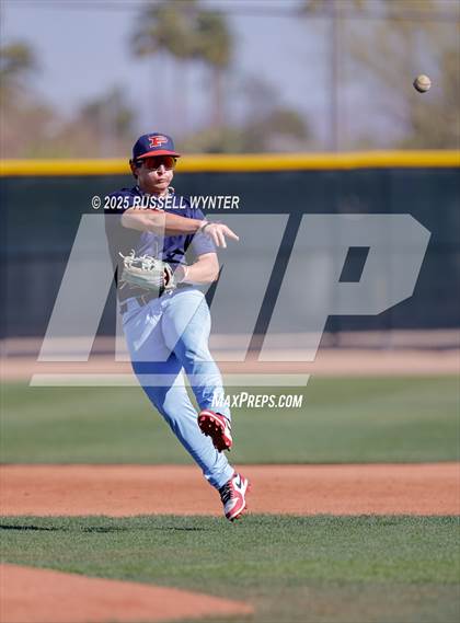 Thumbnail 2 in Desert Mountain vs. Pinnacle photogallery.