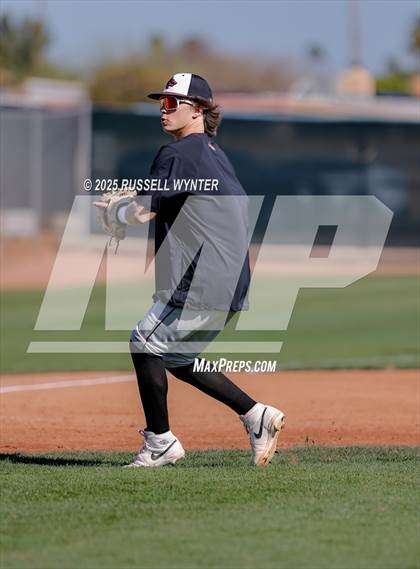 Thumbnail 1 in Desert Mountain vs. Pinnacle photogallery.