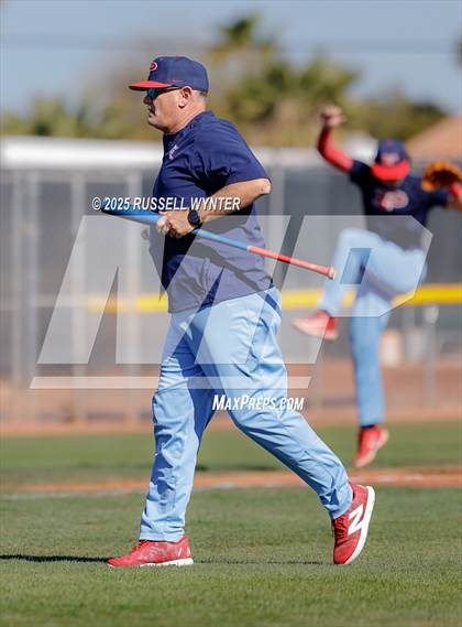 Thumbnail 2 in Desert Mountain vs. Pinnacle photogallery.