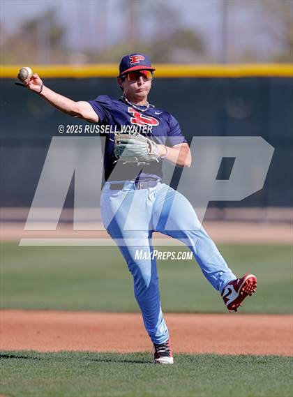 Thumbnail 1 in Desert Mountain vs. Pinnacle photogallery.
