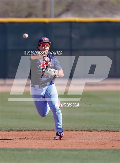 Thumbnail 1 in Desert Mountain vs. Pinnacle photogallery.