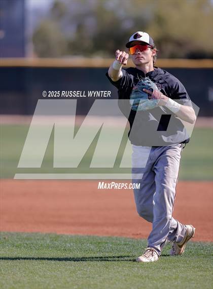 Thumbnail 3 in Desert Mountain vs. Pinnacle photogallery.