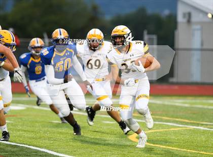 Thumbnail 2 in Red Lion @ Waynesboro photogallery.