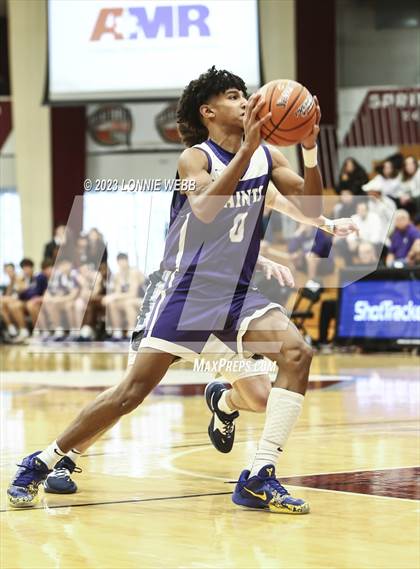 Thumbnail 1 in St. Augustine vs. East Catholic (Spalding Hoophall Classic) photogallery.