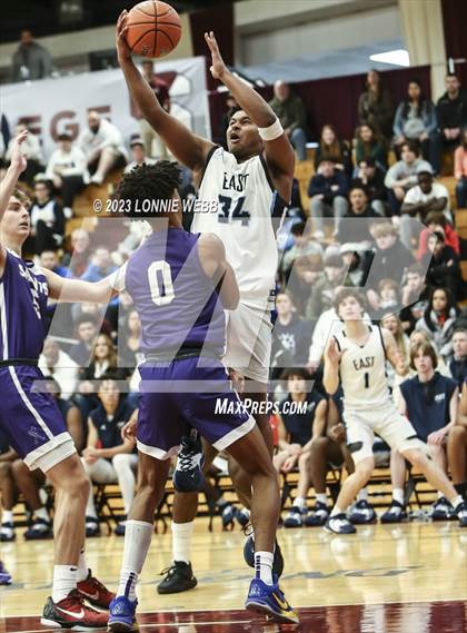 Thumbnail 3 in St. Augustine vs. East Catholic (Spalding Hoophall Classic) photogallery.