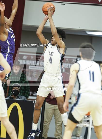 Thumbnail 2 in St. Augustine vs. East Catholic (Spalding Hoophall Classic) photogallery.