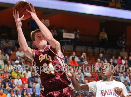 Thumbnail 3 in Sheehan vs. Bloomfield (CIAC Class M Final) photogallery.