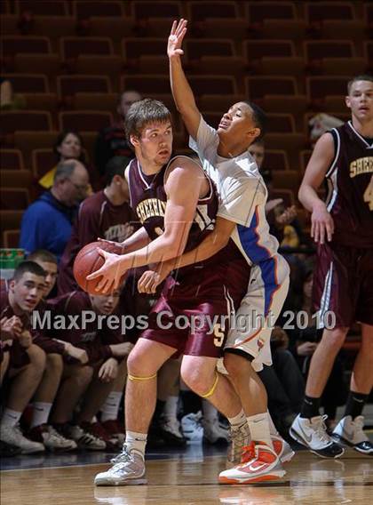 Thumbnail 3 in Sheehan vs. Bloomfield (CIAC Class M Final) photogallery.